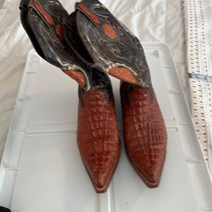 15) MENS-7 WOMEN-9 Gorgeous cowboy boots from aGUILA REAL Mexico, size 7